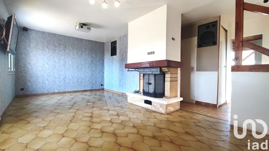 Vente maison 4 pièces 82 m² à Donchery (08350), 155 000 €