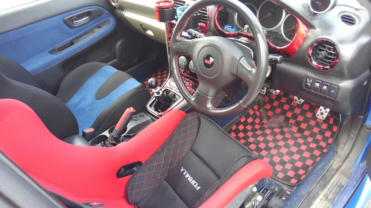 インプレッサ WRX STIの涙目GDBのZEROさんが投稿したカスタム事例の投稿画像6枚目