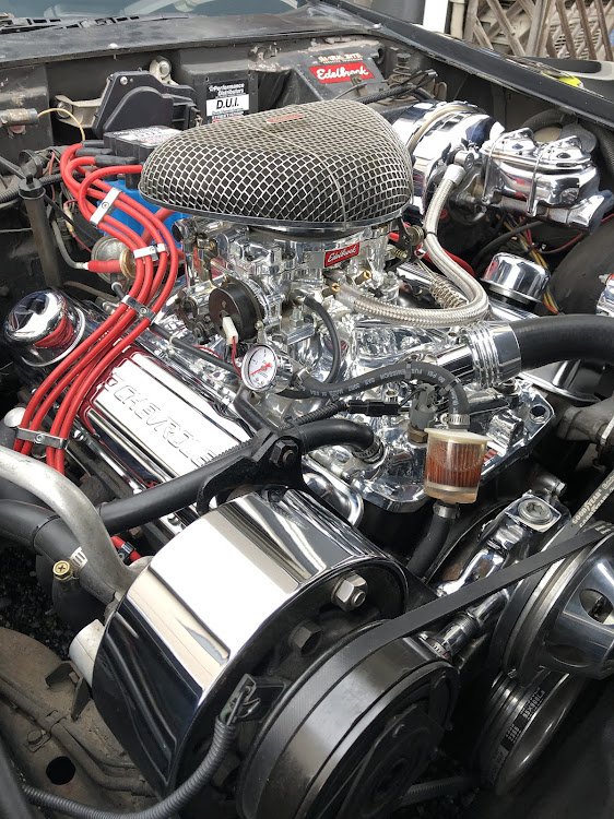 コルベット クーペのエンジンルーム・洗車・コルベット・corvette C3に関するカスタム事例の投稿画像2枚目