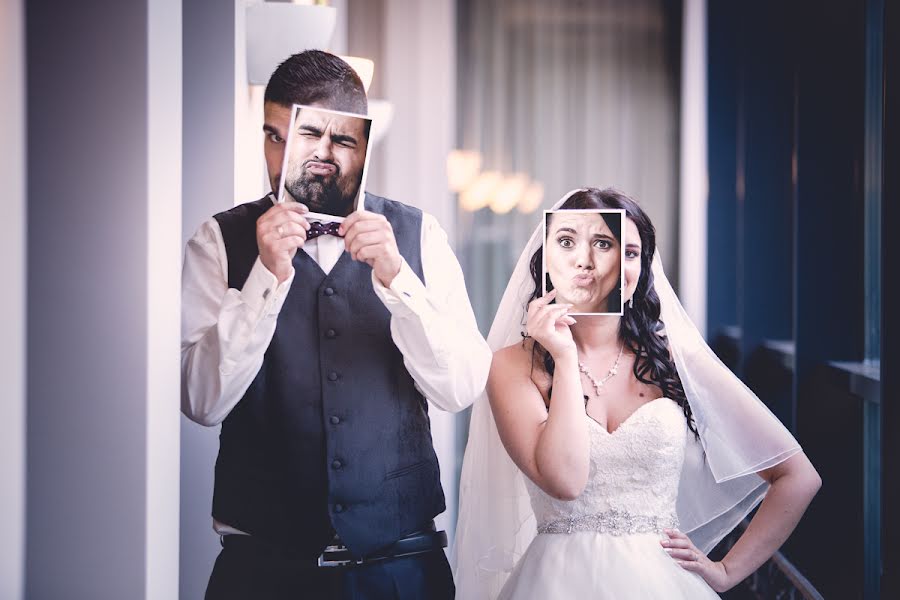 Wedding photographer Zsolt Sári (zsoltsari). Photo of 21 October 2017