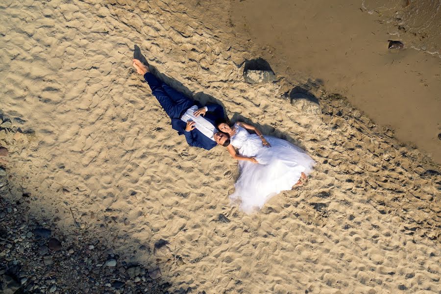 Jurufoto perkahwinan Marcin Andelbrat (pieknechwilepl). Foto pada 9 Julai 2018