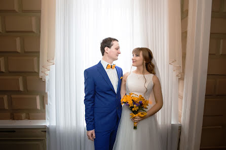 結婚式の写真家Ira Koreneva (irenekareneva)。2016 10月12日の写真