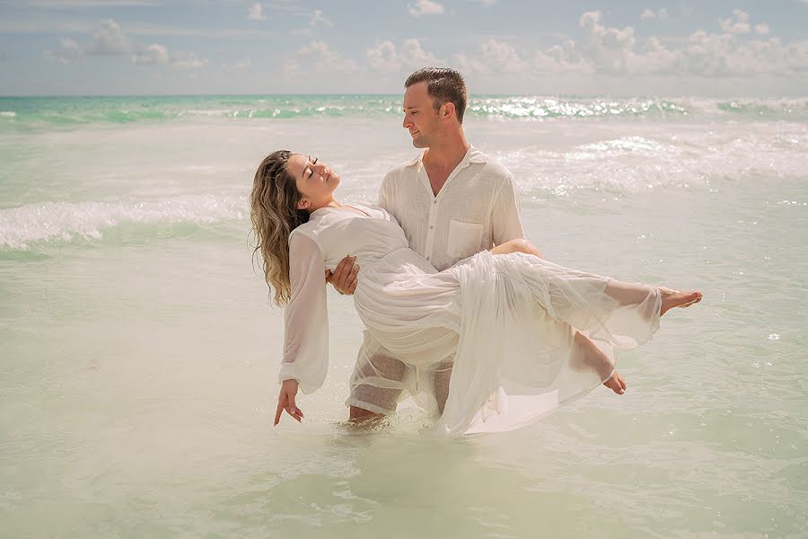 Fotógrafo de casamento Anastasiia Polinina (cancun). Foto de 1 de outubro 2023