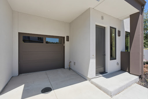 House 3
