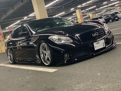 フーガ Y51の愛車紹介 フーガ Y51 エアサス プロフェッサーに関するカスタム メンテナンスの投稿画像 車のカスタム情報はcartune