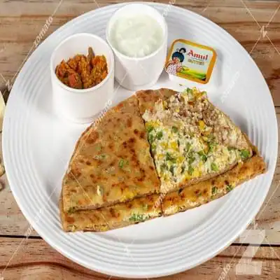 Cheese Corn Capsicum Paratha