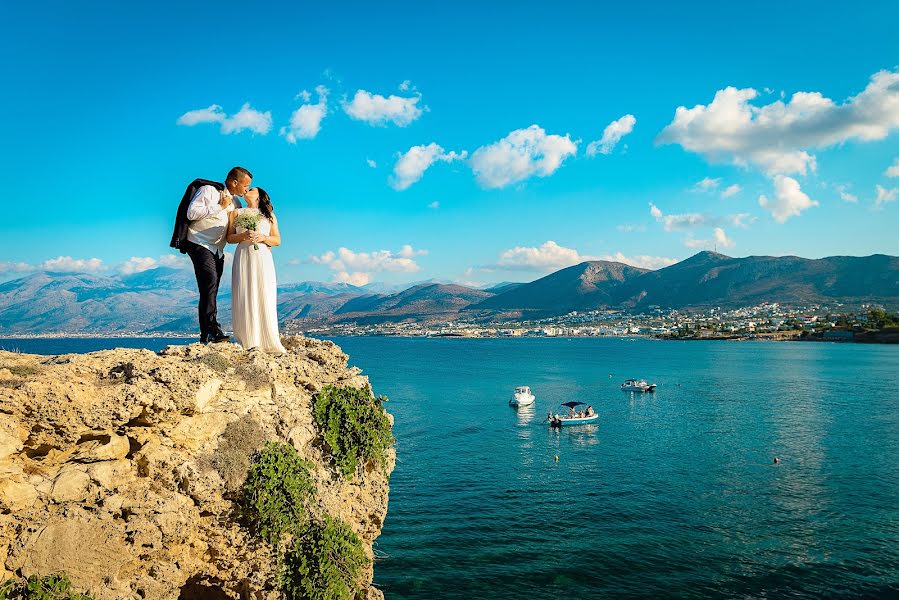 Fotógrafo de bodas Maksim Prikhodnyuk (photomaxcrete). Foto del 24 de enero 2019