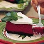 Red Velvet Cheesecake Recipe was pinched from <a href="http://cookeatshare.com/recipes/red-velvet-cheesecake-488197" target="_blank">cookeatshare.com.</a>