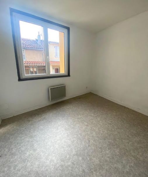 Location  appartement 2 pièces 39.15 m² à Montbrison (42600), 358 €