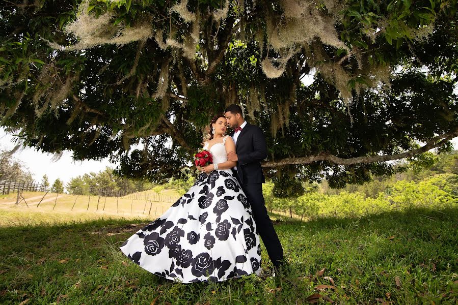 婚礼摄影师Nathanael Varela（nathanaelvarela）。2018 11月3日的照片