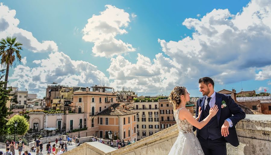 Fotografo di matrimoni Mario Cinque (cinque). Foto del 25 settembre 2021