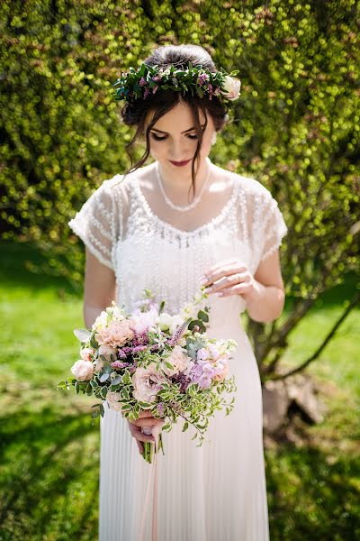 Wedding photographer Szymon Zabawa (whiteandlight). Photo of 19 June 2019