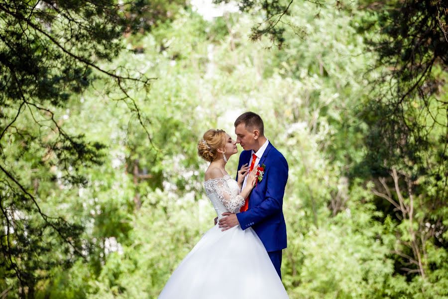 Fotógrafo de casamento Nadezhda Lebedeva (shadowsurgut). Foto de 25 de setembro 2020