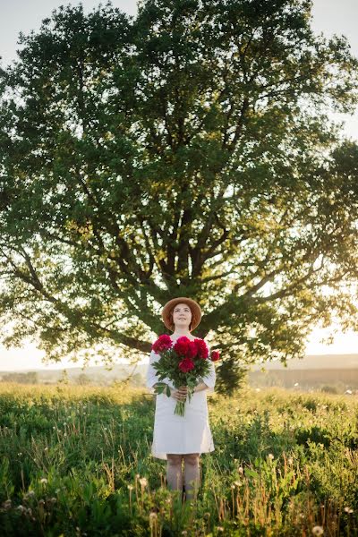 Fotógrafo de casamento Anton Kamenskikh (akamenskih). Foto de 22 de janeiro 2020