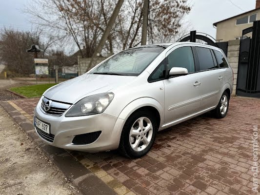 продам авто Opel Zafira Zafira B фото 1