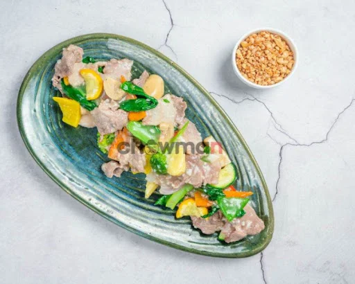 Steamed Pork With Seasonal Veg