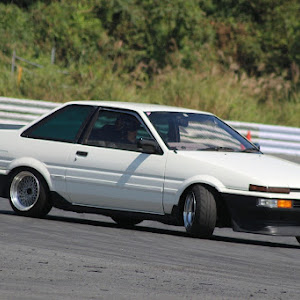 スプリンタートレノ AE86