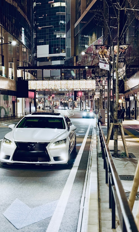 LSの都心・夜景・LS600h・ドライブ・過去picに関するカスタム事例の投稿画像1枚目