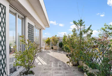 Apartment with terrace 3