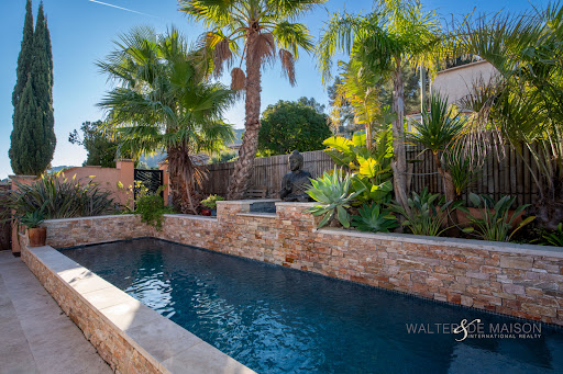 Apartment with terrace and pool 2
