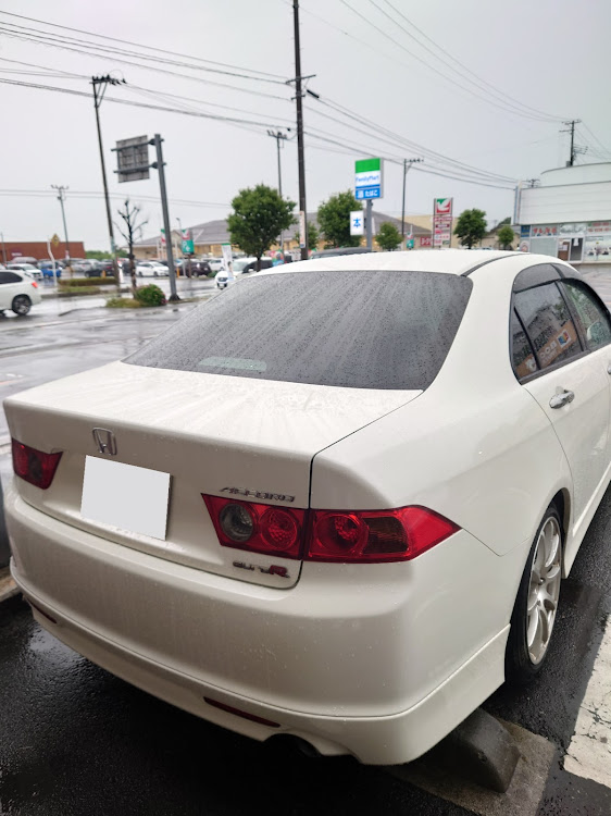 アコードのCL7・梅雨は憂鬱に関するカスタム事例の投稿画像1枚目