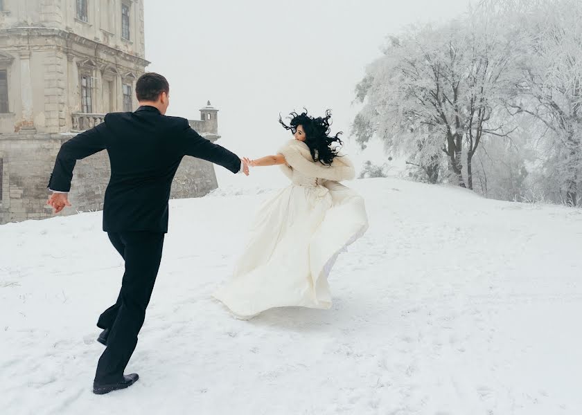 Fotografo di matrimoni Orest Palamar (palamar). Foto del 27 gennaio 2017