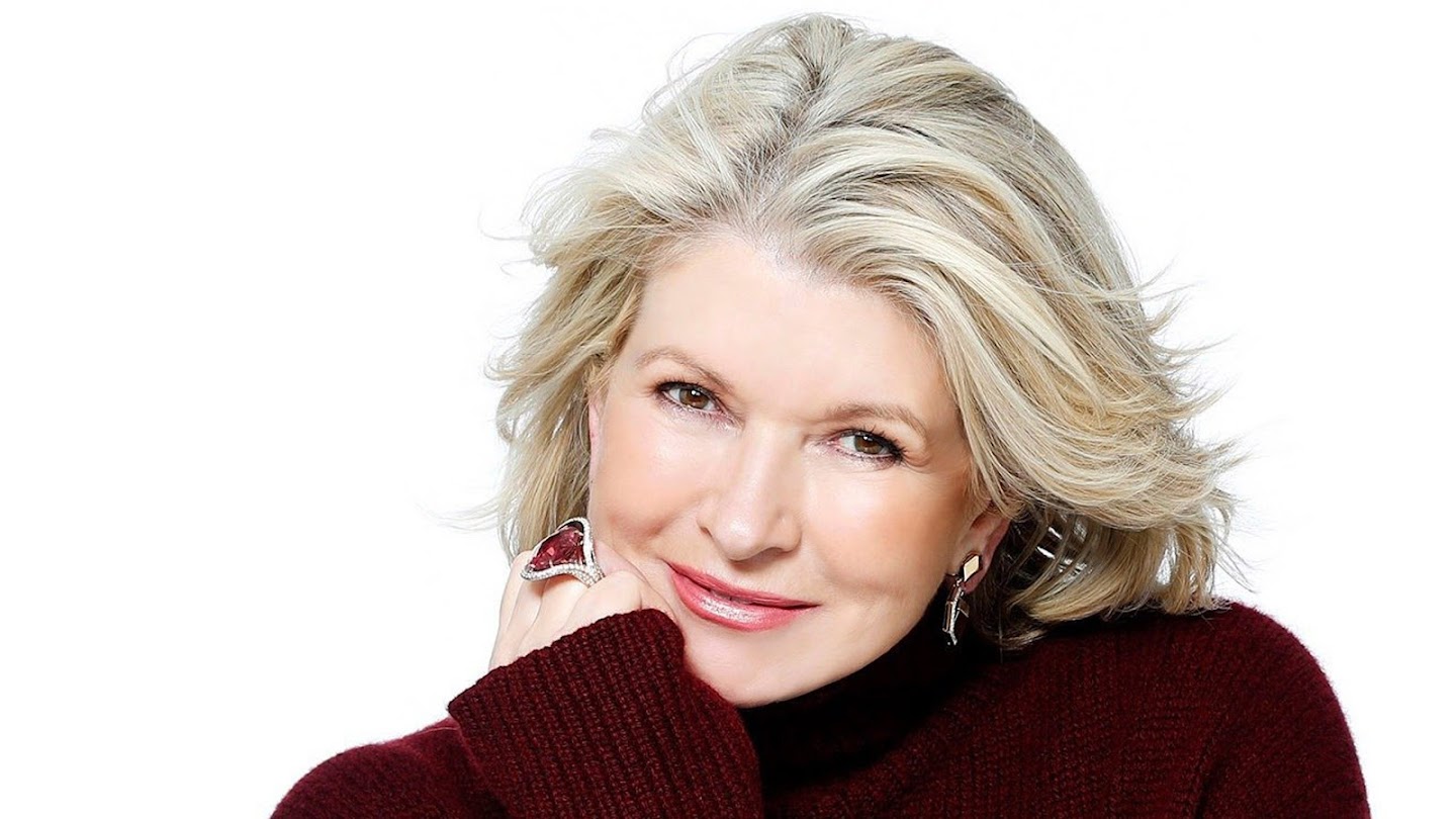 Watch Martha Stewart - Holiday Decor live