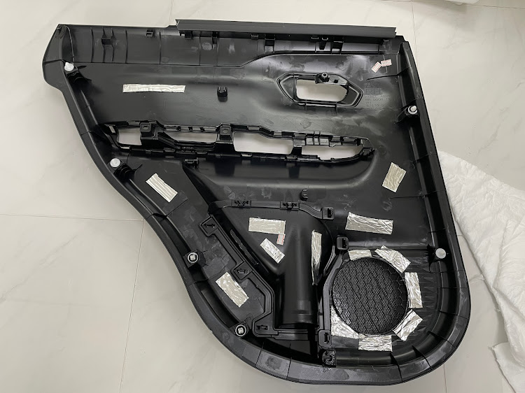 ライズのリアスピーカー交換・リアデッドニング・TS-F1640S-2・レジェトレックス・ライズA200Aに関するカスタム事例の投稿画像2枚目