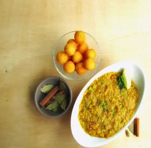 Khichuri Aloo Dum Combo