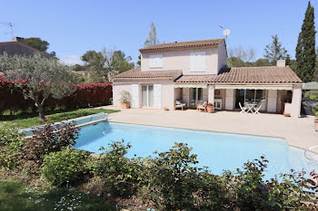 villa à Mougins (06)