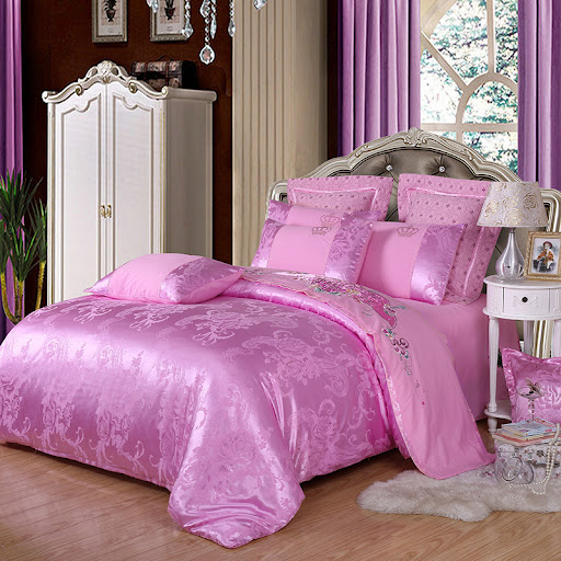 Title 7, Active satin jacquard four-piece bedding for a ...