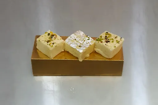 Bikaneri Burfi