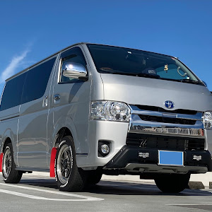 ハイエースバン TRH200V