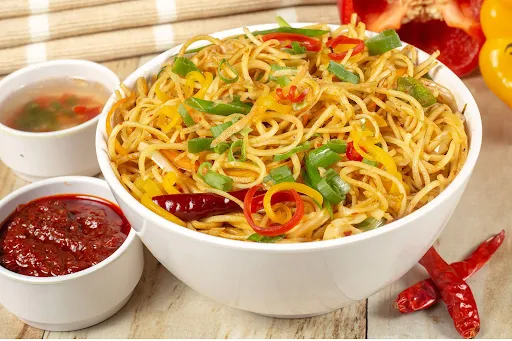 Chicken Schezwan Noodles