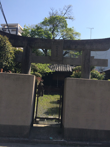 稲荷松丸神社