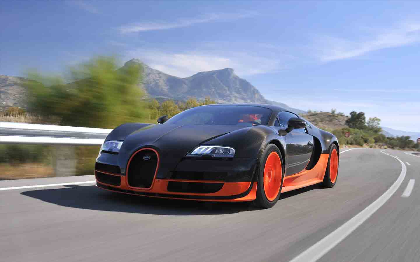 bugatti veyron super sport on road