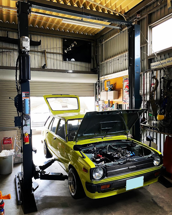 スターレットバンのDIY・GarageLife・エンジンルームスッキリ化に関するカスタム事例の投稿画像1枚目