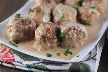 Skillet Swedish Meatballs