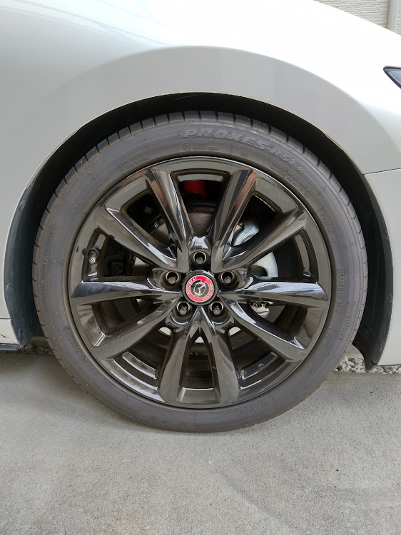 MAZDA3のオートエクゼ・ストリートスポーツサス・キット・1G締め・カーサポート フラットフィールドに関するカスタム事例の投稿画像1枚目