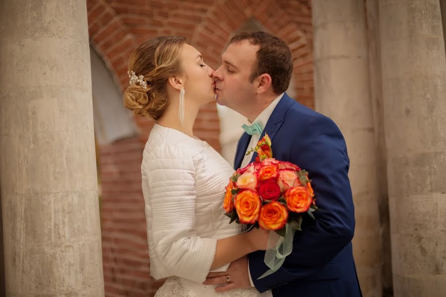 Fotografo di matrimoni Yuliya Rodnova (ulia-rodnova). Foto del 19 marzo 2018