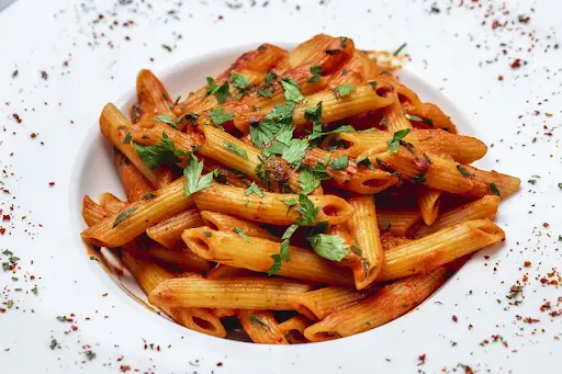 Veg Arrabiata Penne Sauce {Red Sauce} With Garlic Bread