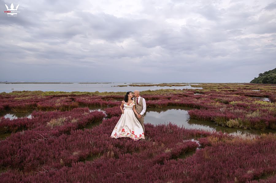 Fotografo di matrimoni Sotiris Kostagios (sotiriskostagio). Foto del 4 ottobre 2021