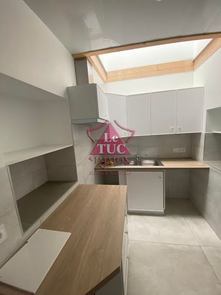 Location  maison 3 pièces 65 m² à Bressuire (79300), 615 €