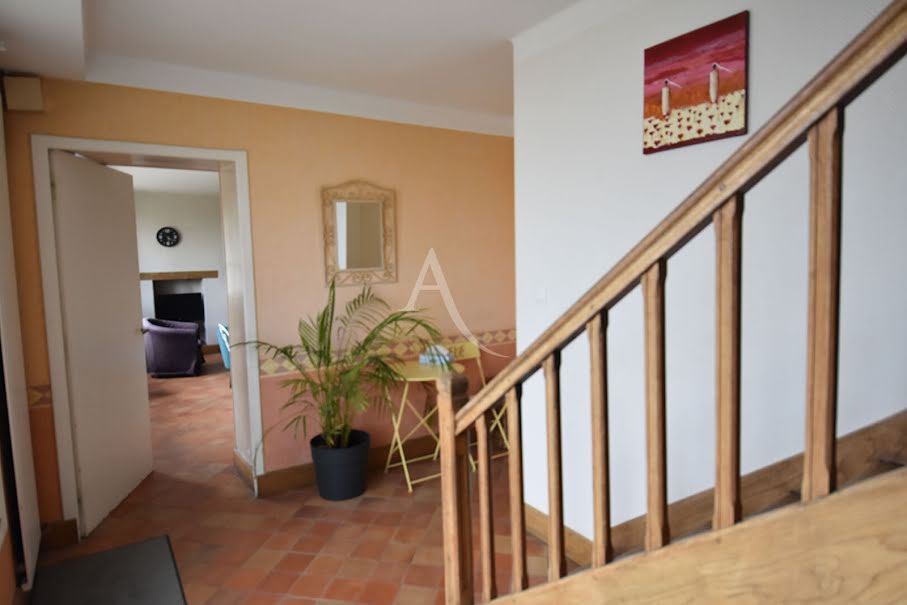 Vente maison 6 pièces 141 m² à Argentré (53210), 161 000 €