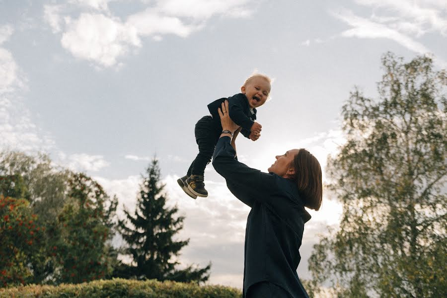 Wedding photographer Sasha Serebryakova (malinova9i). Photo of 11 September 2022