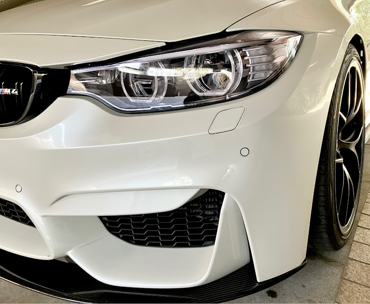 M4 クーペのBMW・Mシリーズ・DIAMONDSWELL・m performanceに関するカスタム事例の投稿画像3枚目