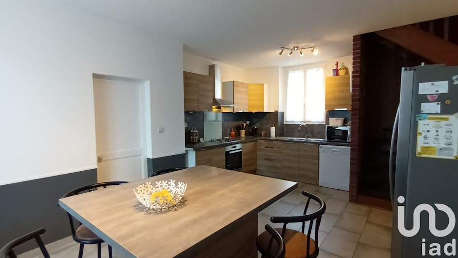 Vente maison 5 pièces 110 m² à Béthisy-Saint-Pierre (60320), 210 000 €