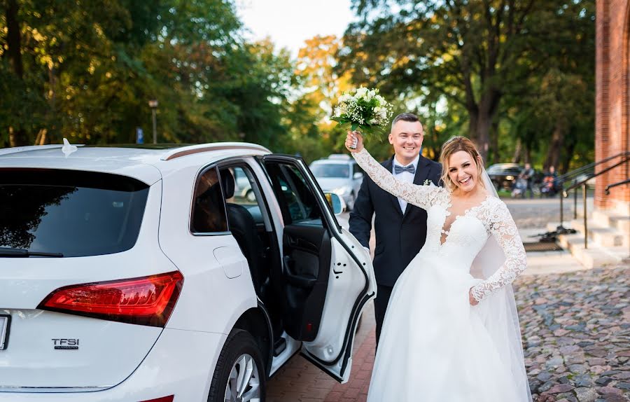 Fotógrafo de casamento Kamil Kotecki (kamilphoto90). Foto de 9 de abril 2019