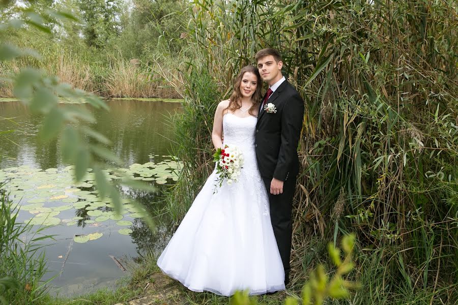 Svadobný fotograf Brigitta Jánosi (janosibrigi). Fotografia publikovaná 27. marca 2019