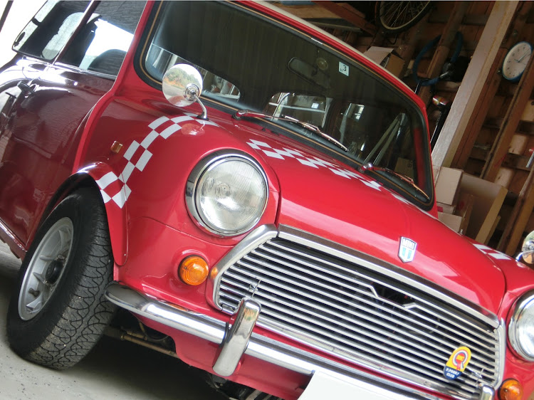ミニ1.3iのミニ1.3i・キャブクーパー・ルノー5 gt turbo・iconic garageに関するカスタム事例の投稿画像6枚目